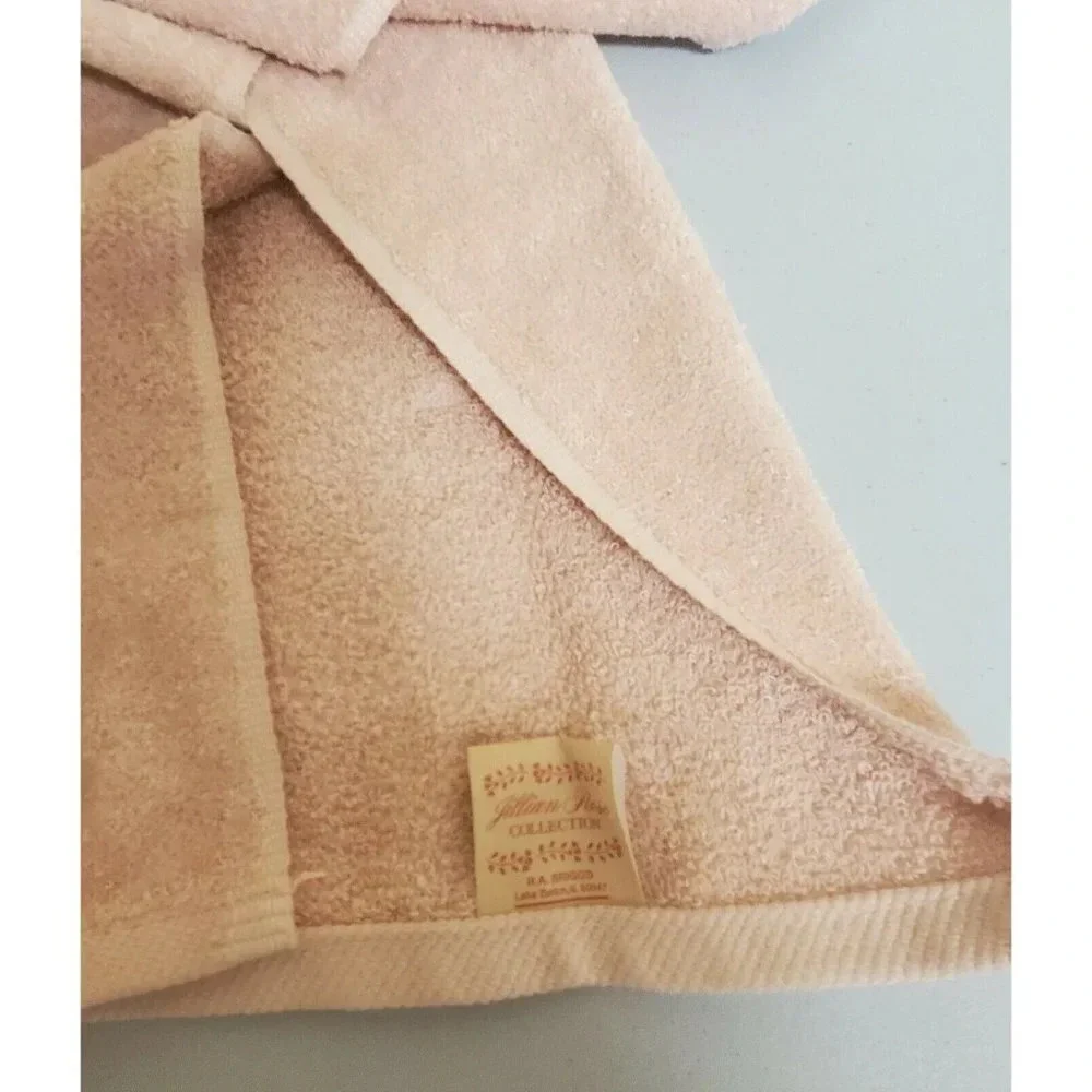 Vintage Jillian Rose Collection Bath Hand Towel